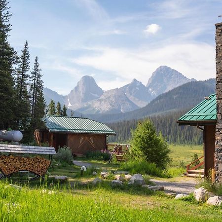 Mount Engadine Lodge Kananaskis Bagian luar foto