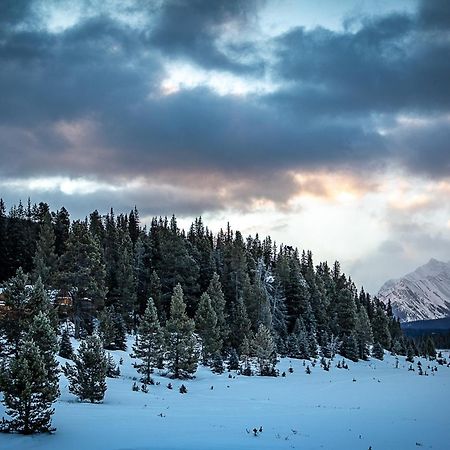 Mount Engadine Lodge Kananaskis Bagian luar foto