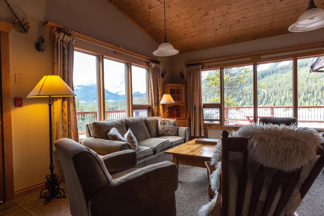 Mount Engadine Lodge Kananaskis Bagian luar foto