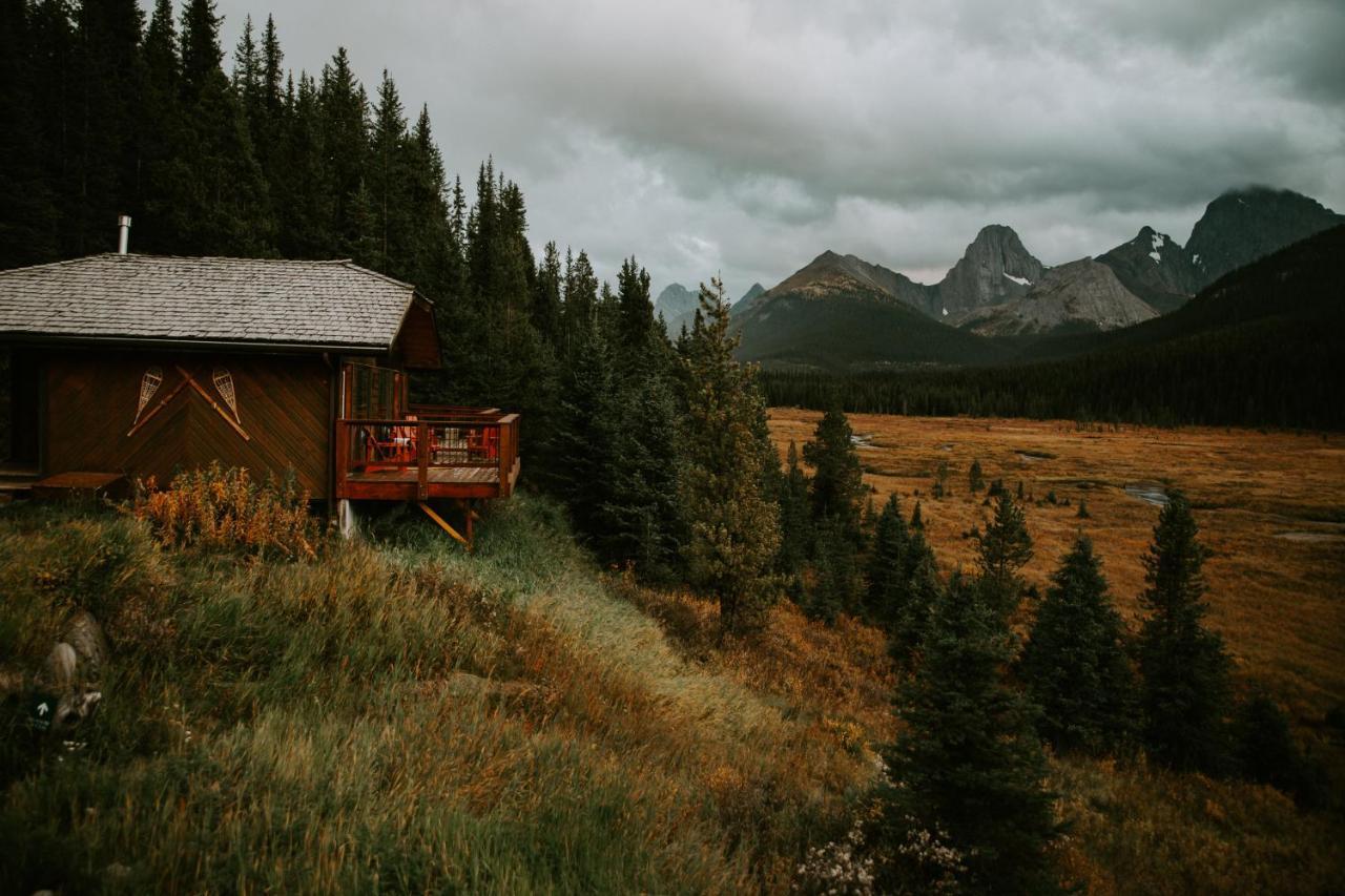 Mount Engadine Lodge Kananaskis Bagian luar foto