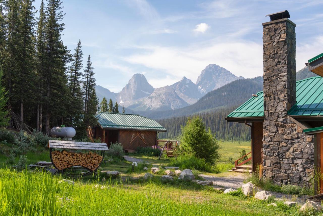 Mount Engadine Lodge Kananaskis Bagian luar foto
