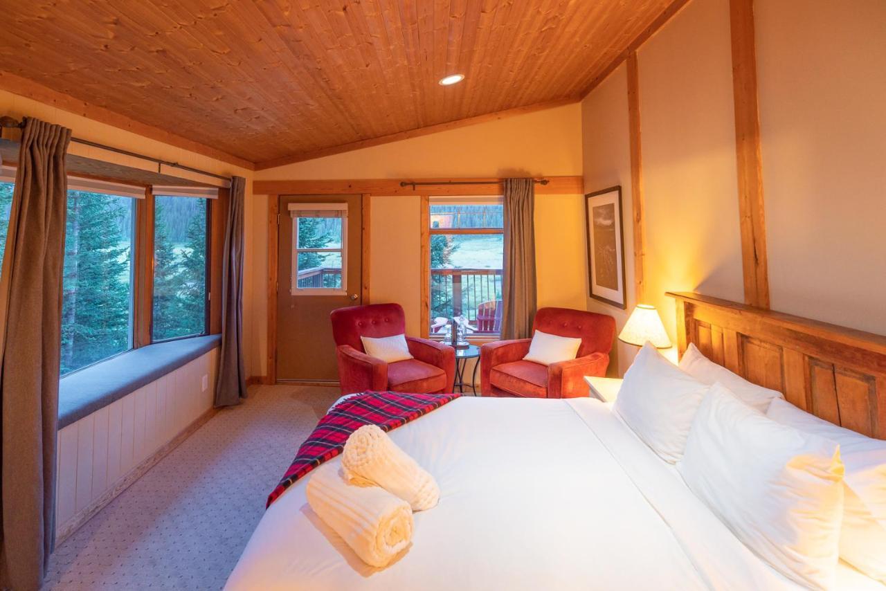 Mount Engadine Lodge Kananaskis Bagian luar foto