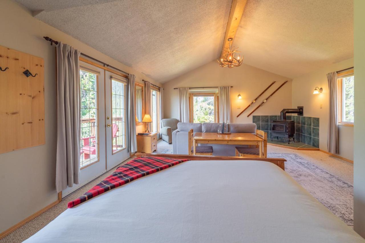 Mount Engadine Lodge Kananaskis Bagian luar foto