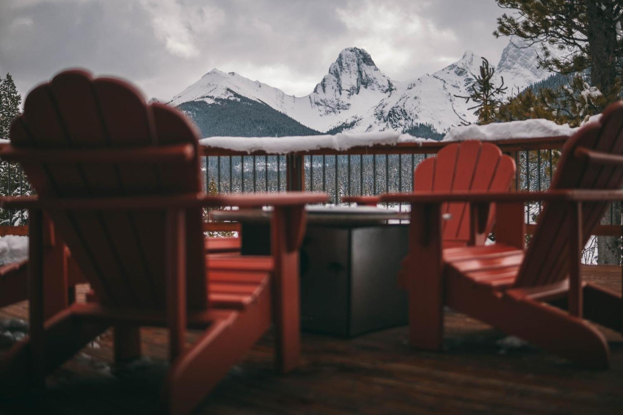Mount Engadine Lodge Kananaskis Bagian luar foto
